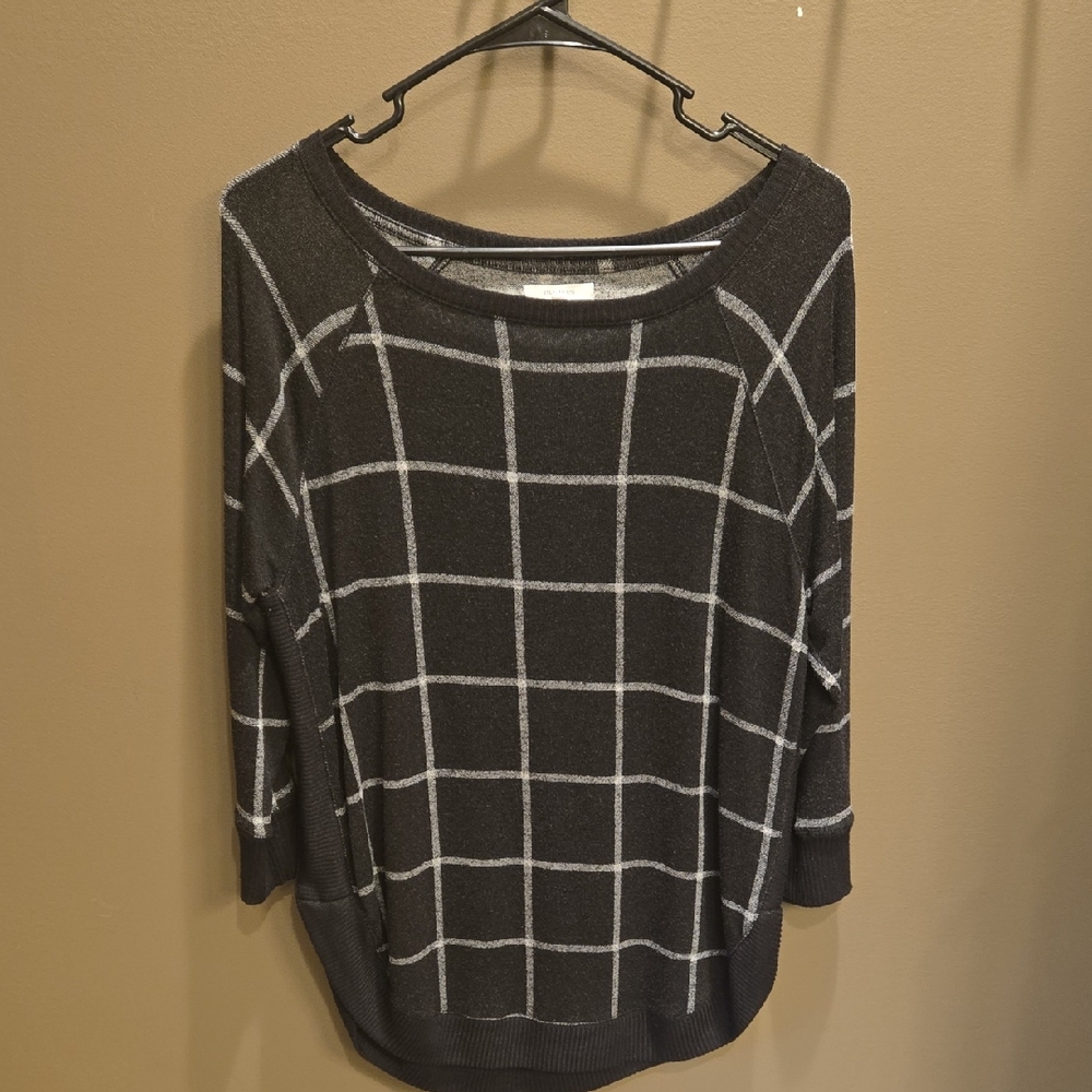 Maurices 3/4 Sleeve Top